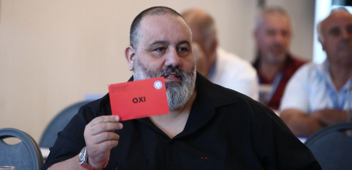 karapapas-oxi.jpg