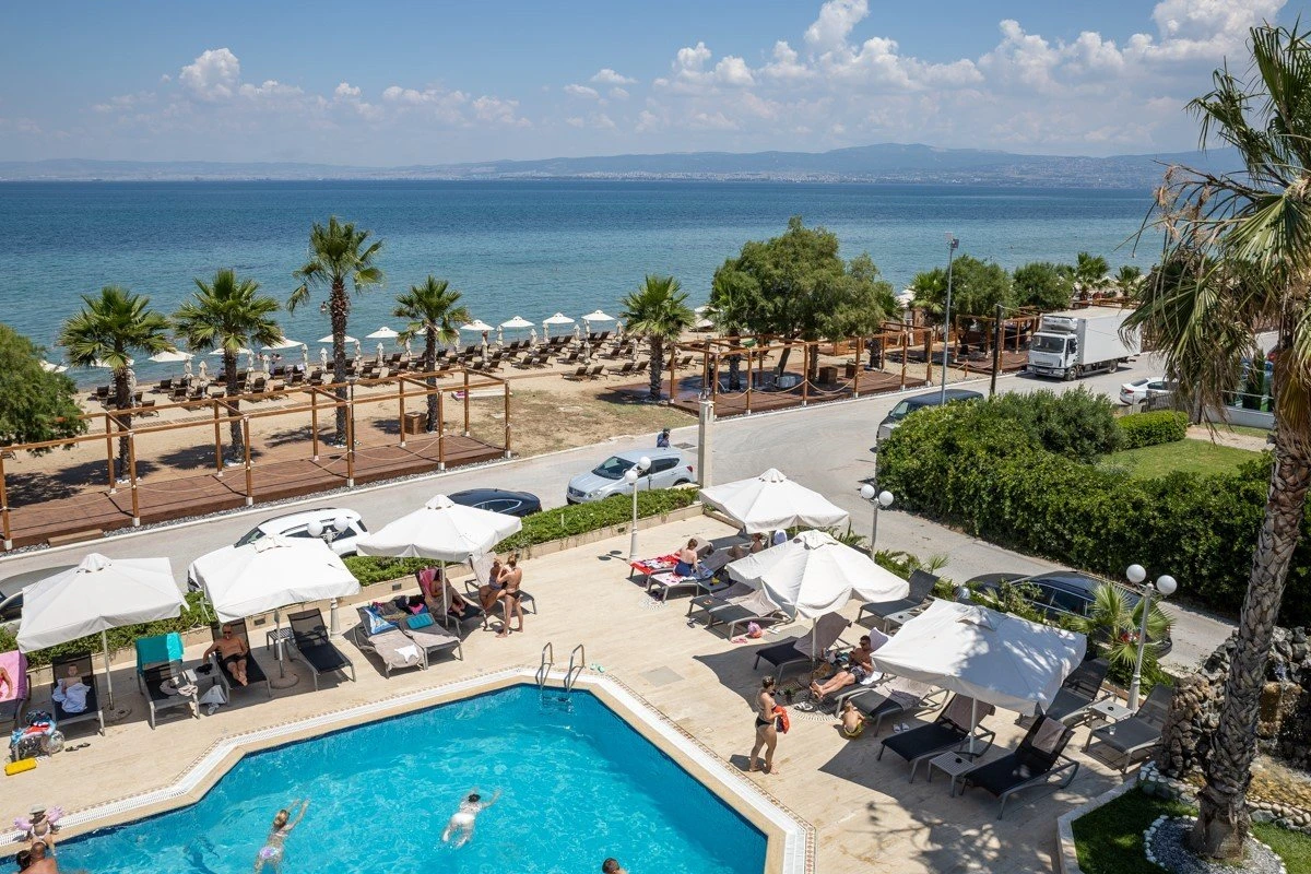 santa-beach-hotel-6.jpg