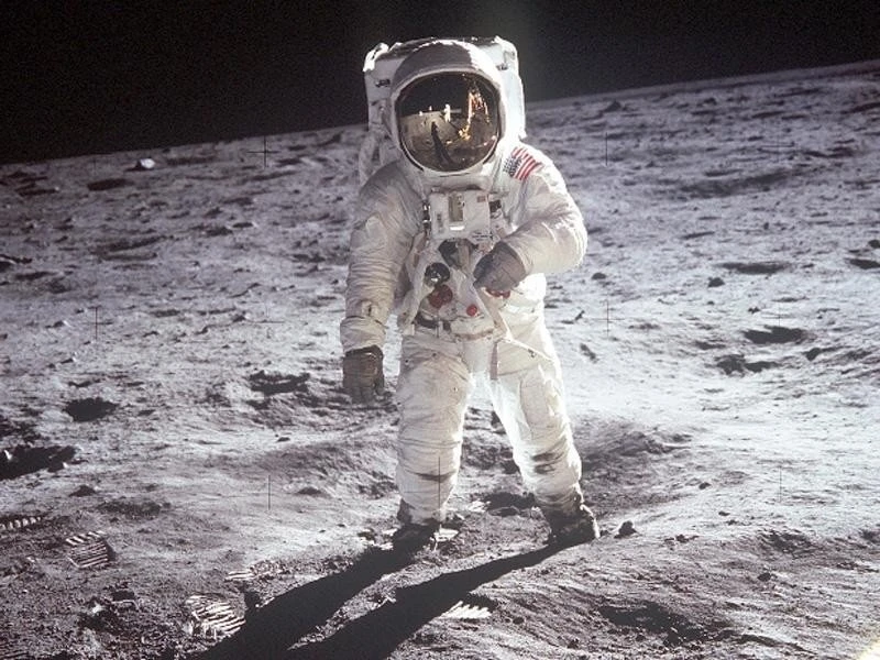 apollo11-2.jpg