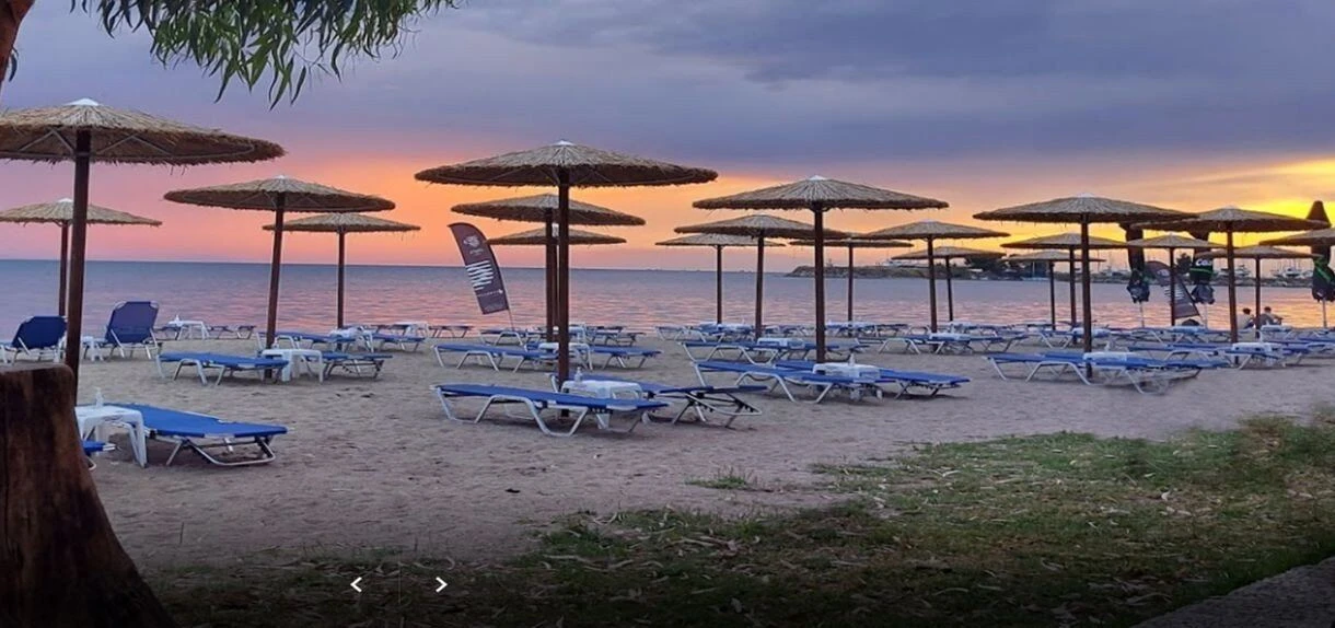 Φωτογραφία αρχείου από την πλαζ Αρετσούς