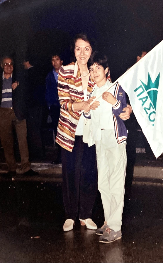 ghlavinas-mama-2.png