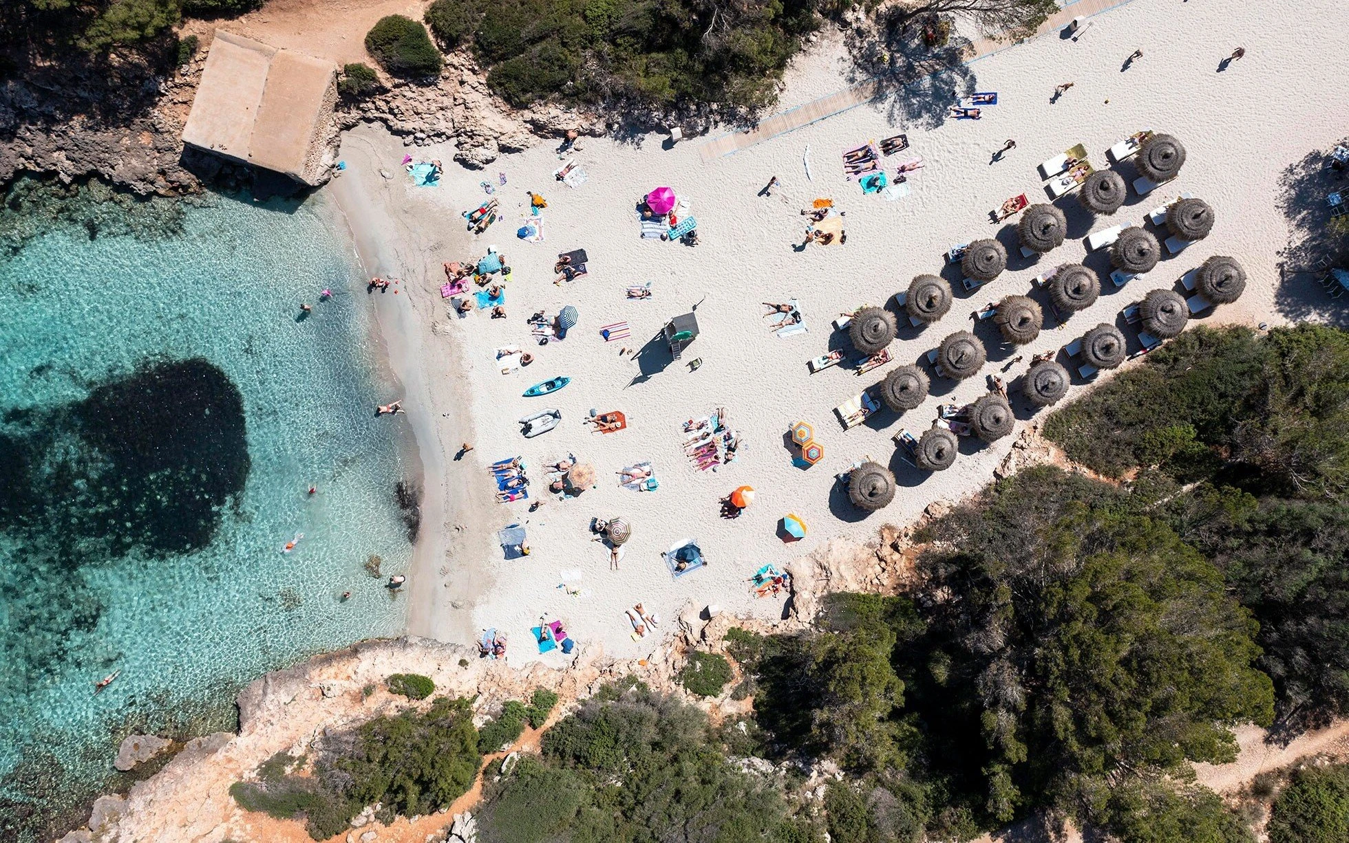 Φωτογραφία αρχείου από παραλία σε άλλη ευρωπαϊκή χώρα