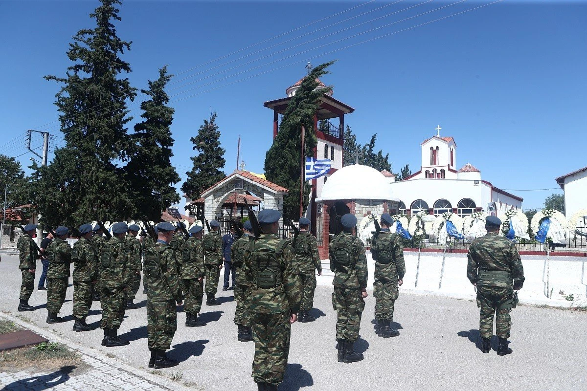 stefanidis-khdeia.jpg