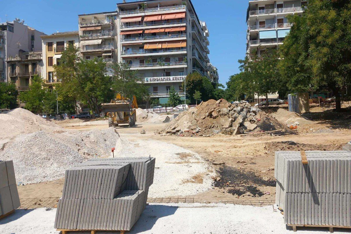 parko-makedonomahonjpt.jpg