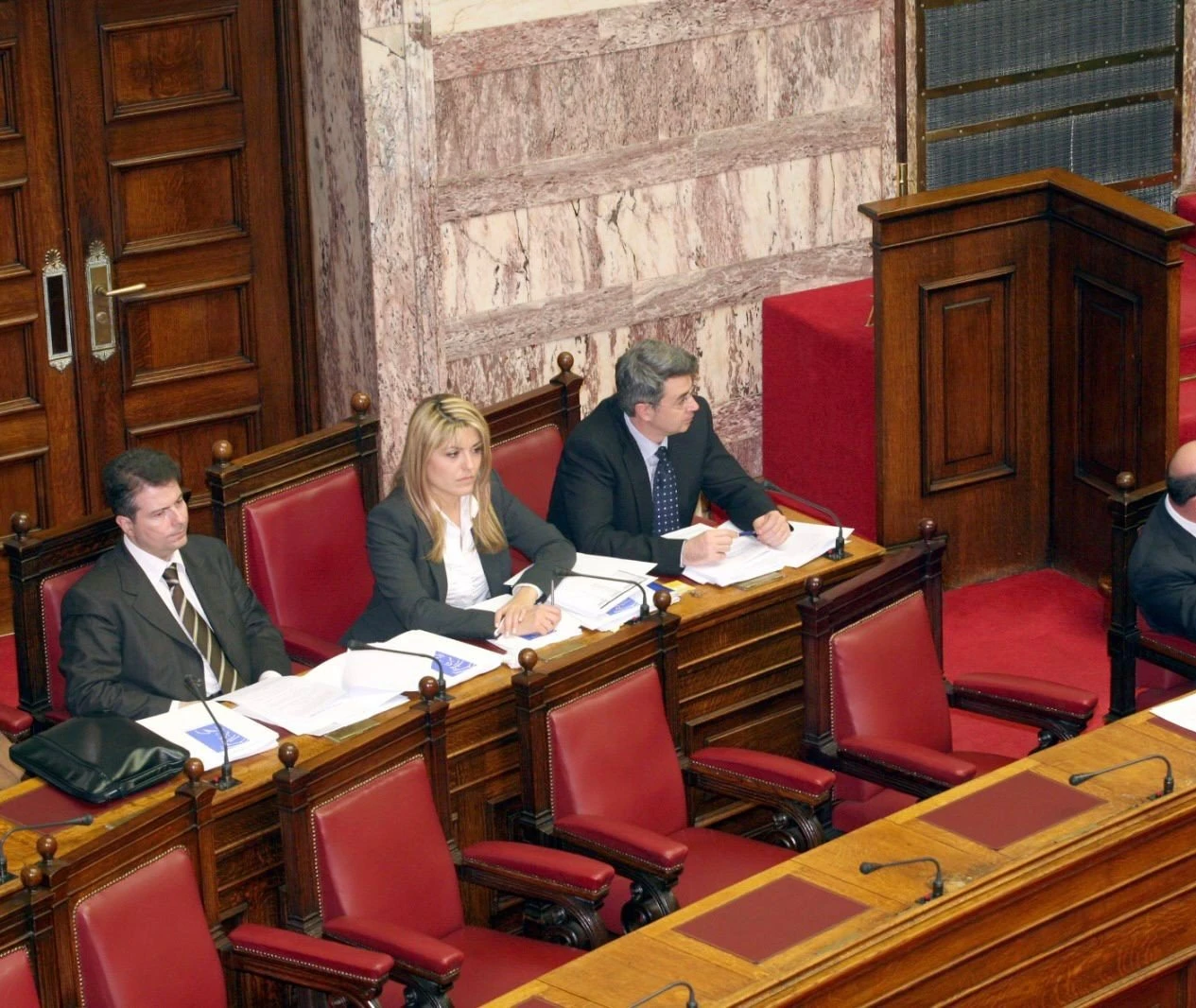 dermentzopoulou-proinos-kafes-vouli.JPG