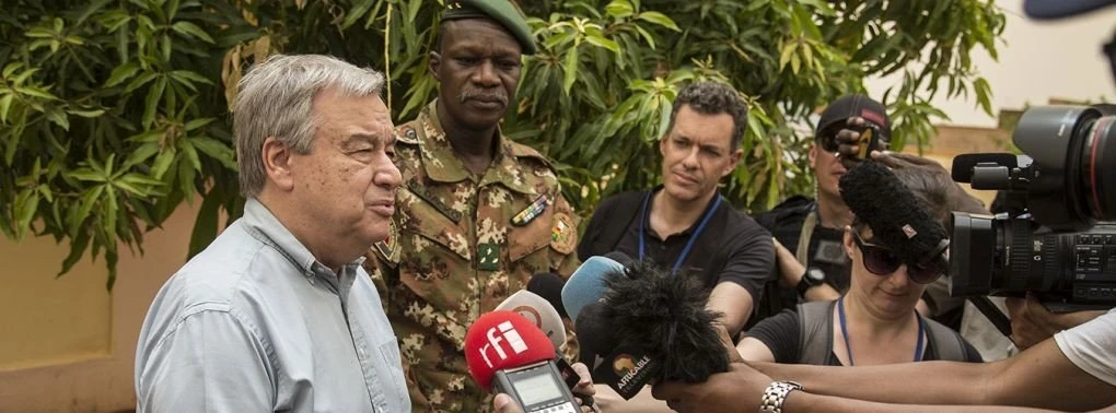 gutterez-ohe-afriki.jpg