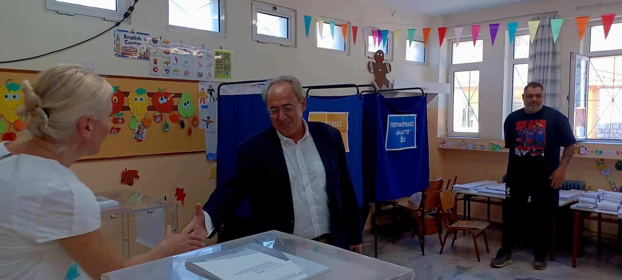 milopoulos2.jpg