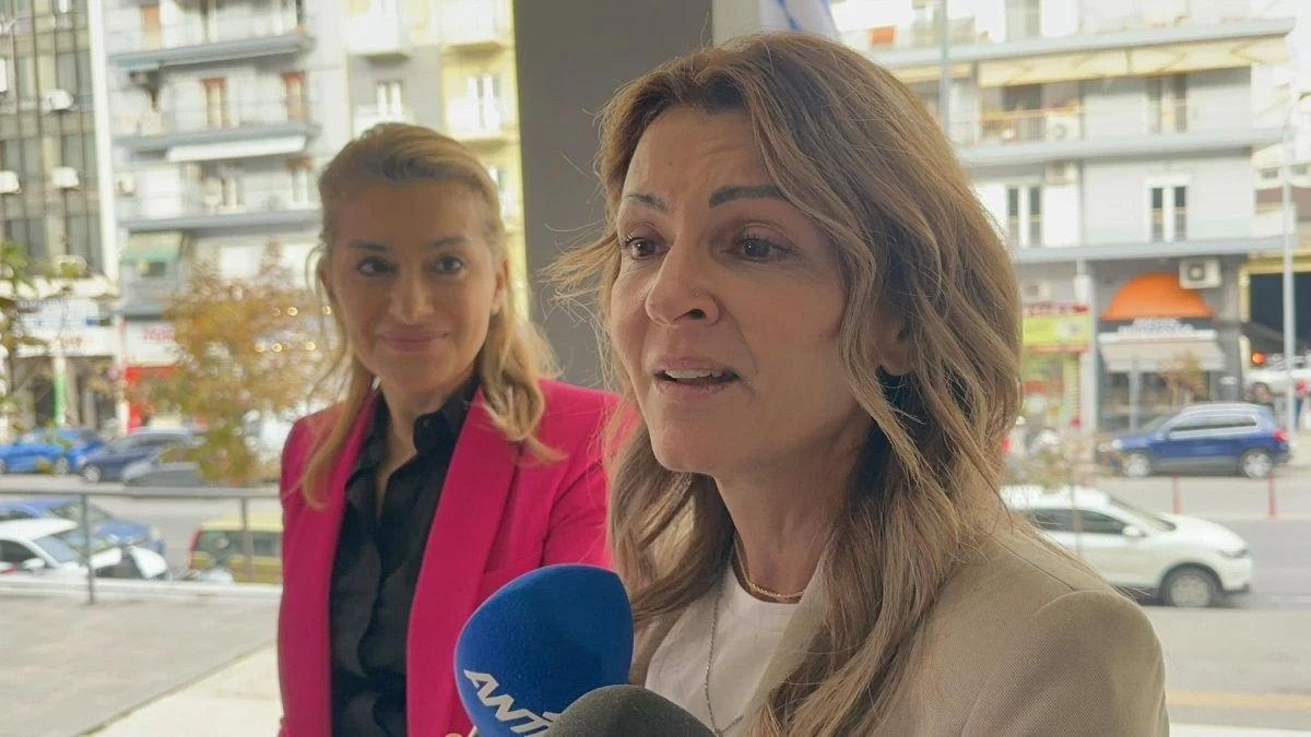 Η Κέλλυ Καμπάκη