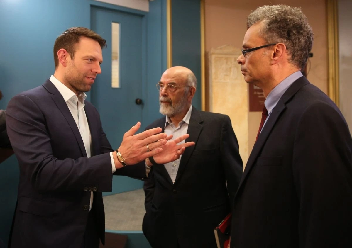 kasselakis-parousiasi-vivliou-kontiadis2.jpg
