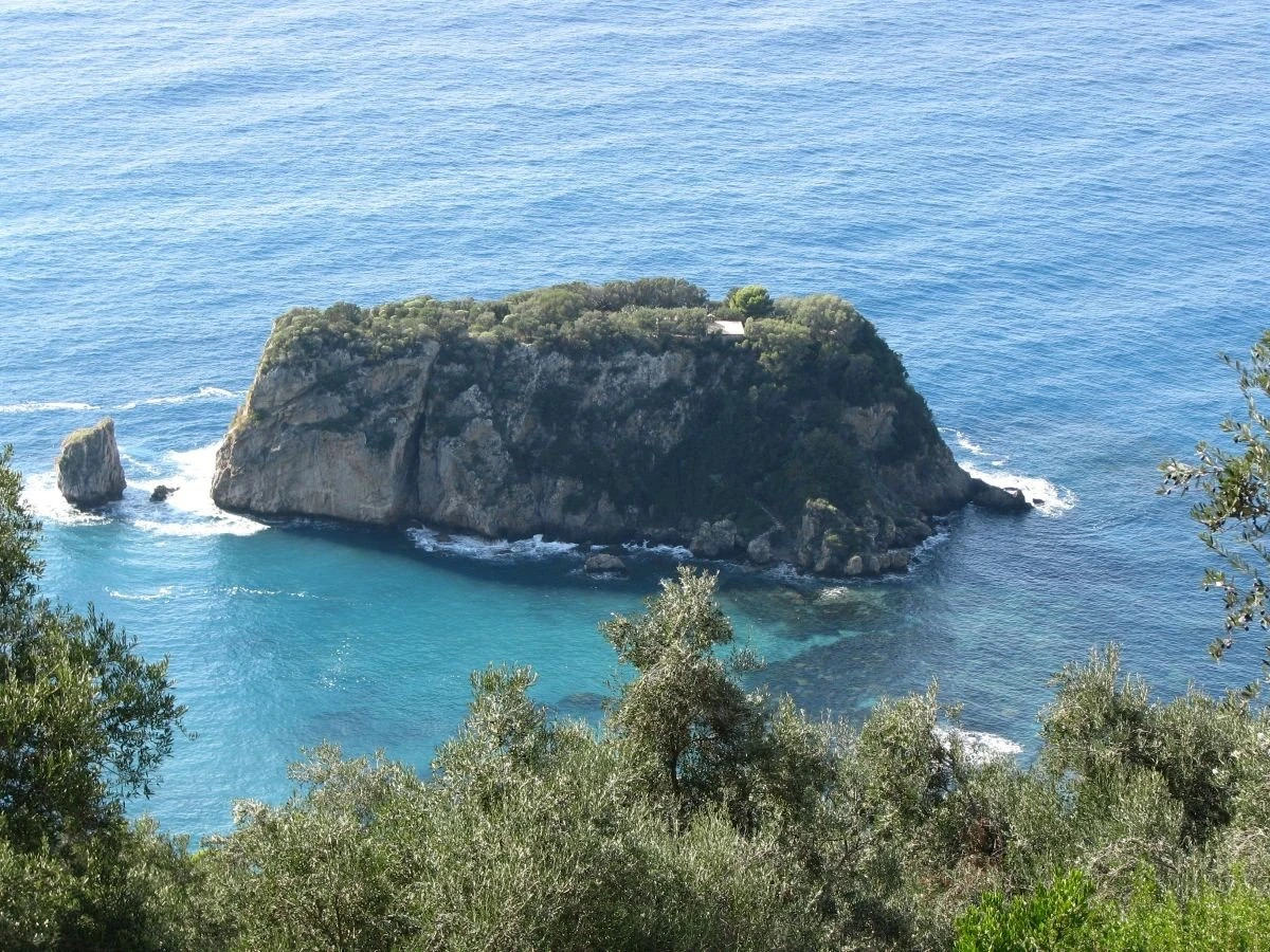 kerkyra-nisaki-kyra-dikaia.jpg