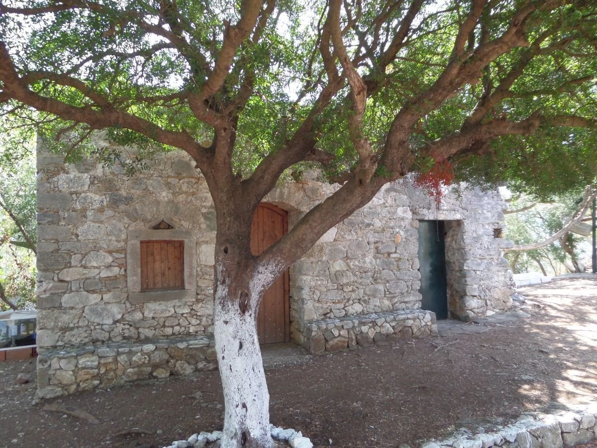 kerkyra-nisaki-kyra-dikaia7.jpg