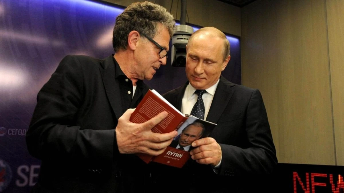 Πηγή: https://www.icij.org/investigations/cyprus-confidential/cyprus-model-politics-tax-haven-russian-wealth/