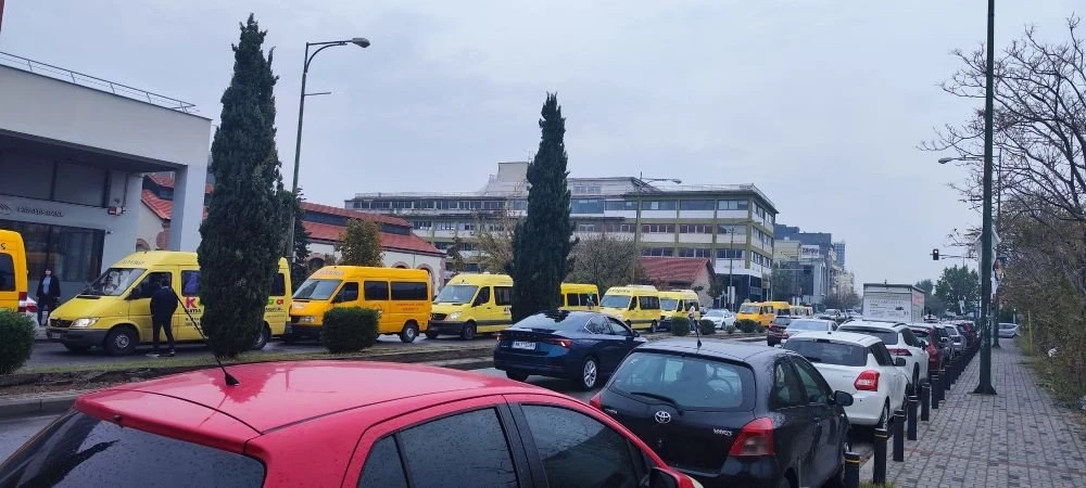 sxolika.jpg