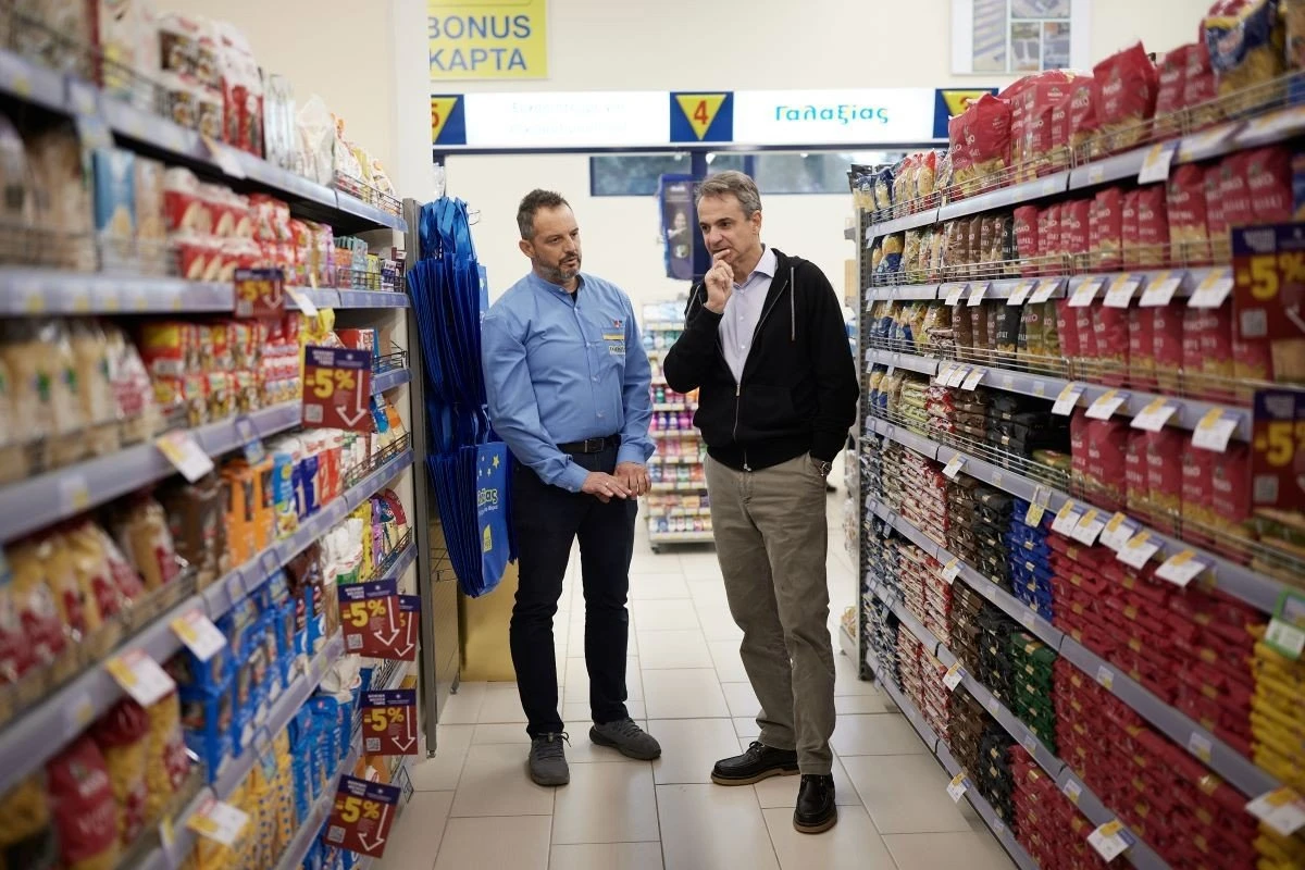 mitsotakis-market2.jpg
