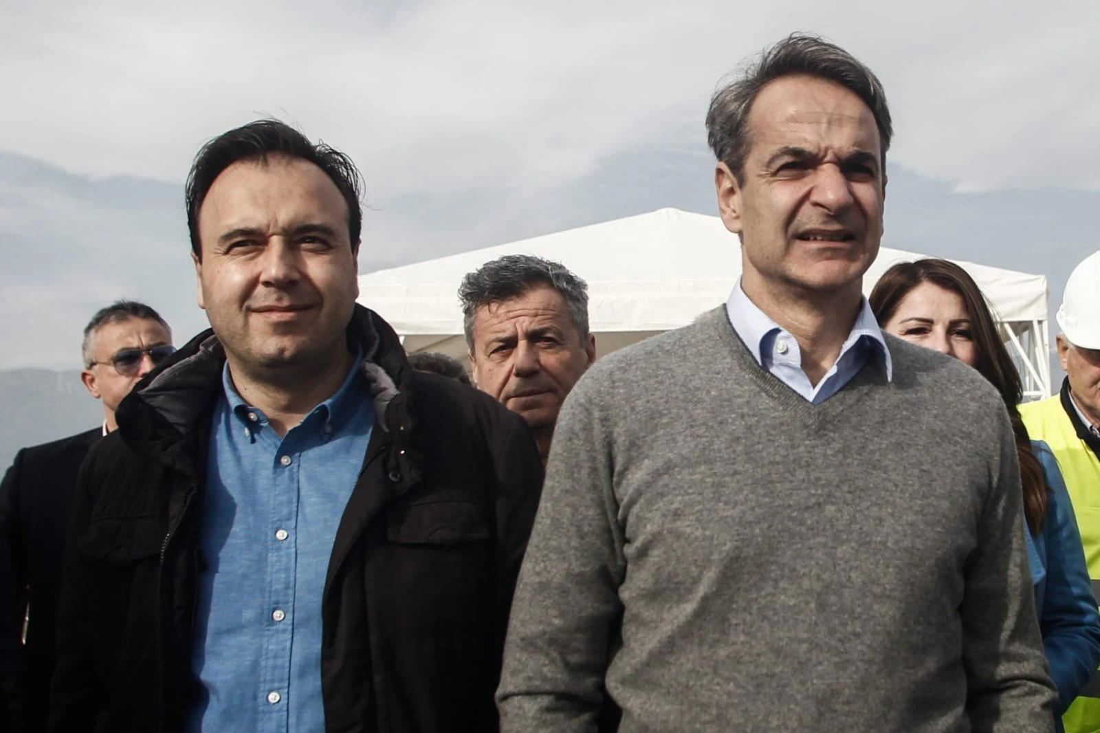 papastergiou-proinos-kafes-me-mitsotaki.JPG