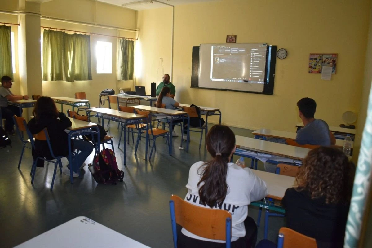 Το UniversAll σε σχολείο της Ρόδου