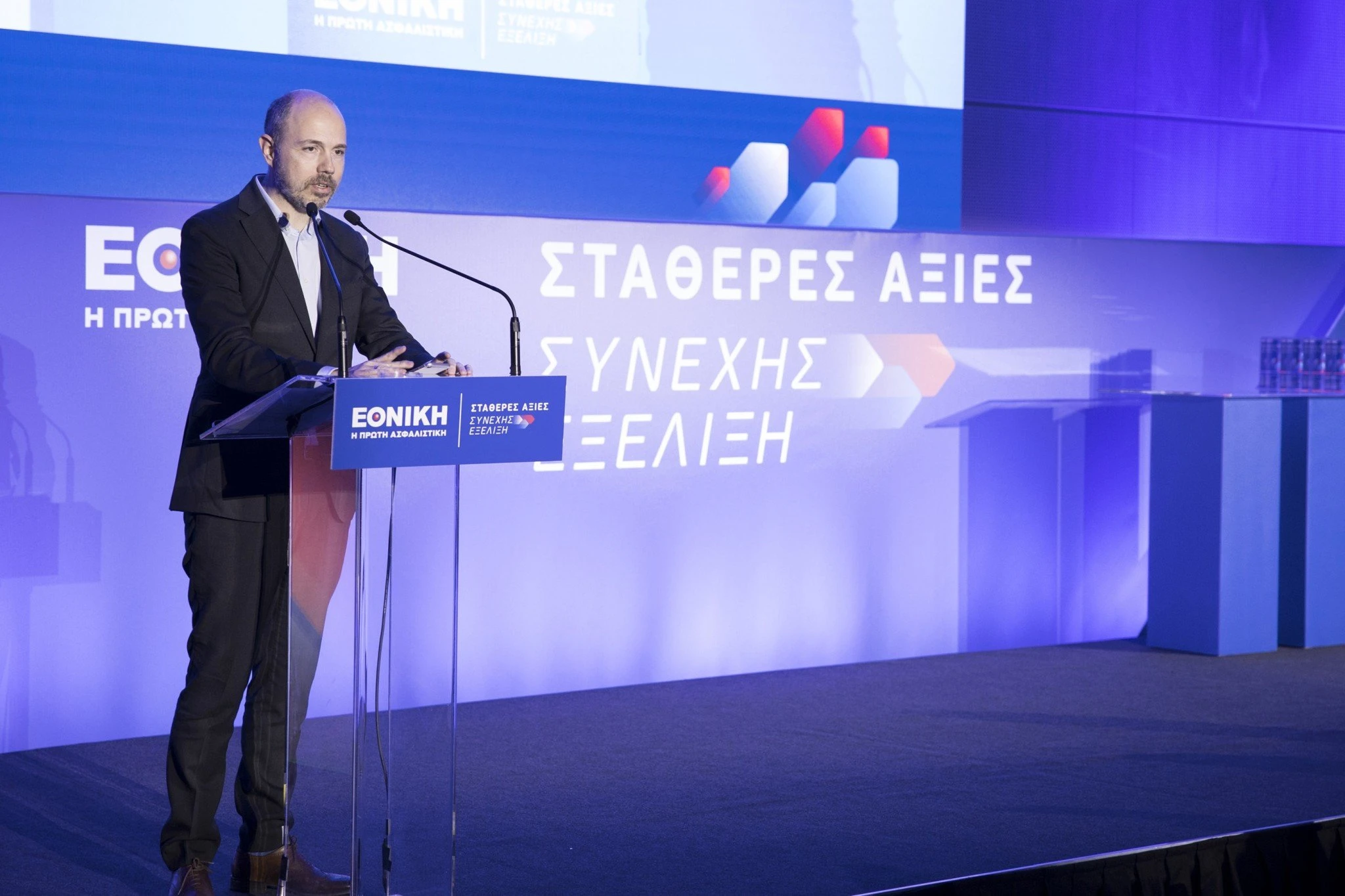 ethniki-asfalistiki-6-general-manager-sales-and-marketing.jpg