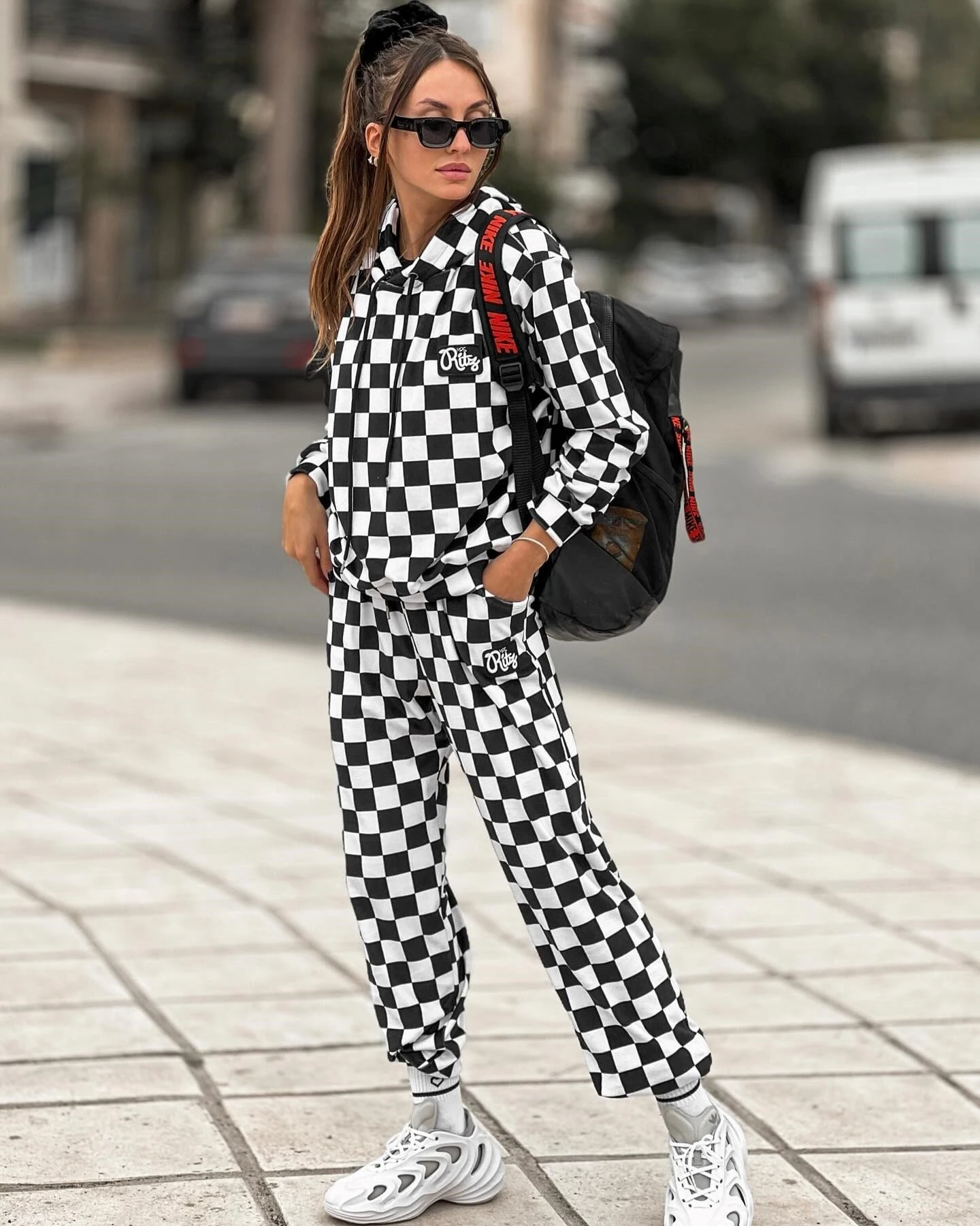 ritz-clothing-fashion-limousine5.jpg