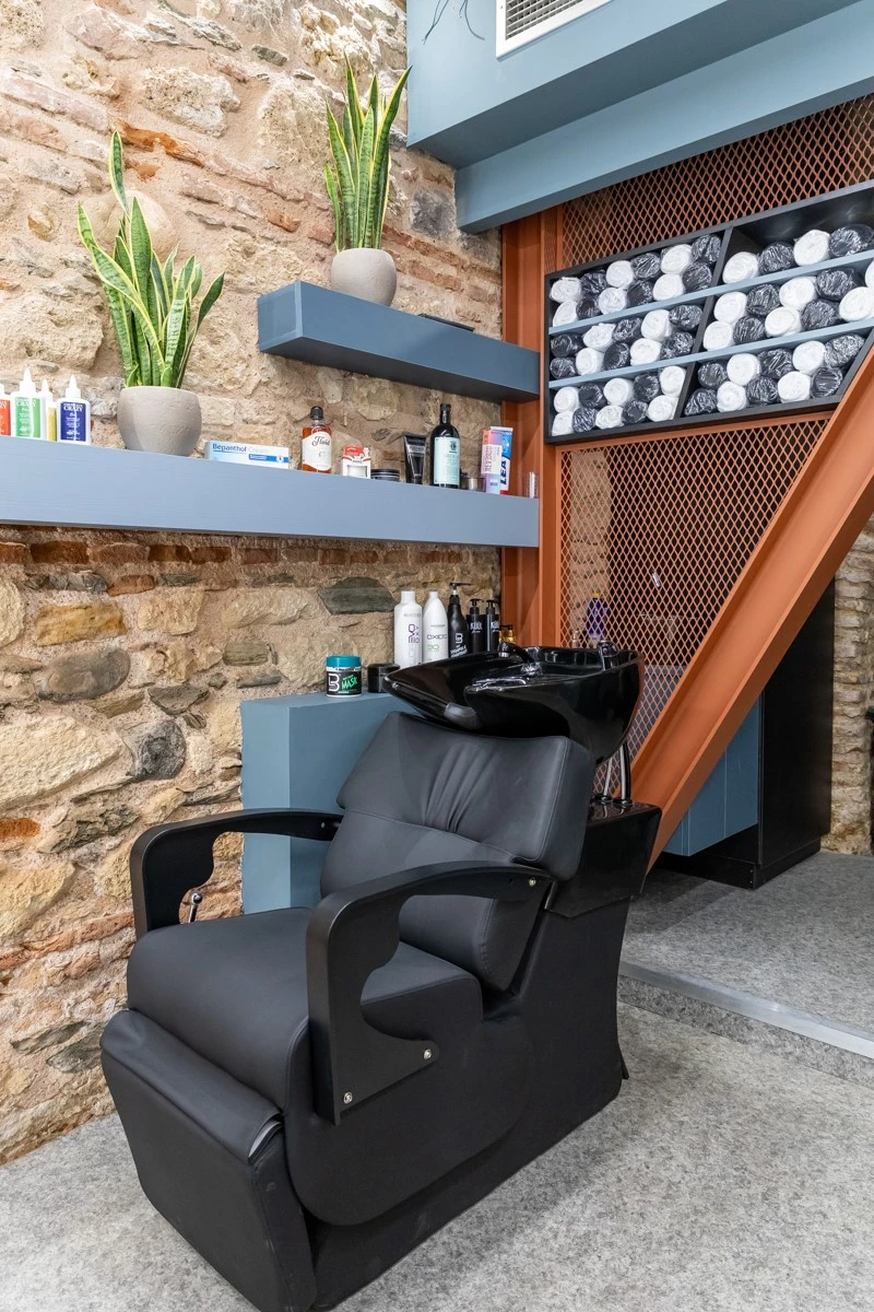 clippers-barbers4.jpg
