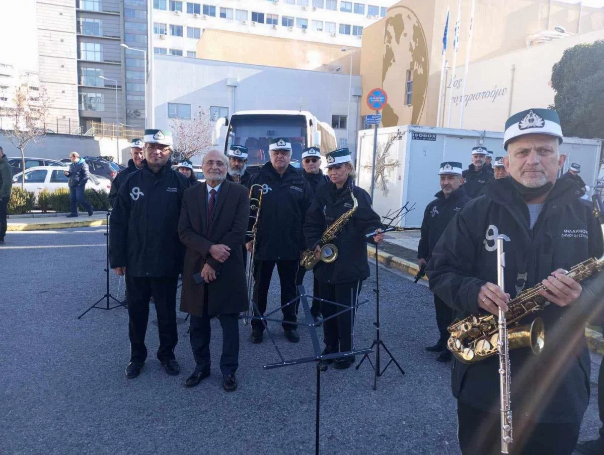 mpanta-banda-filarmoniki-dimos-thessalonikis-xristougenna-2023.jpg