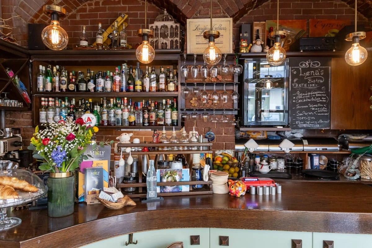 lena-s-bistro-3.jpg