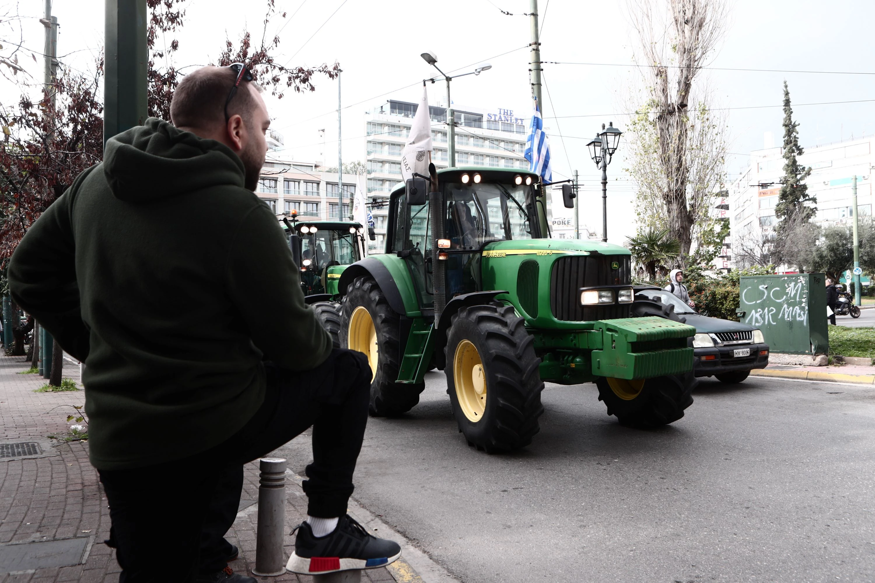 agrotes-athina-2.jpg