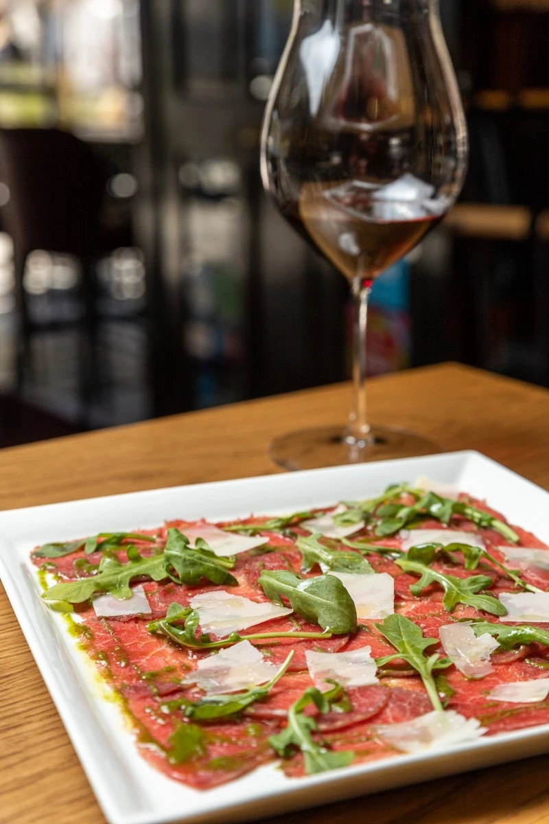 methi-bistro-wine-bar15.jpg