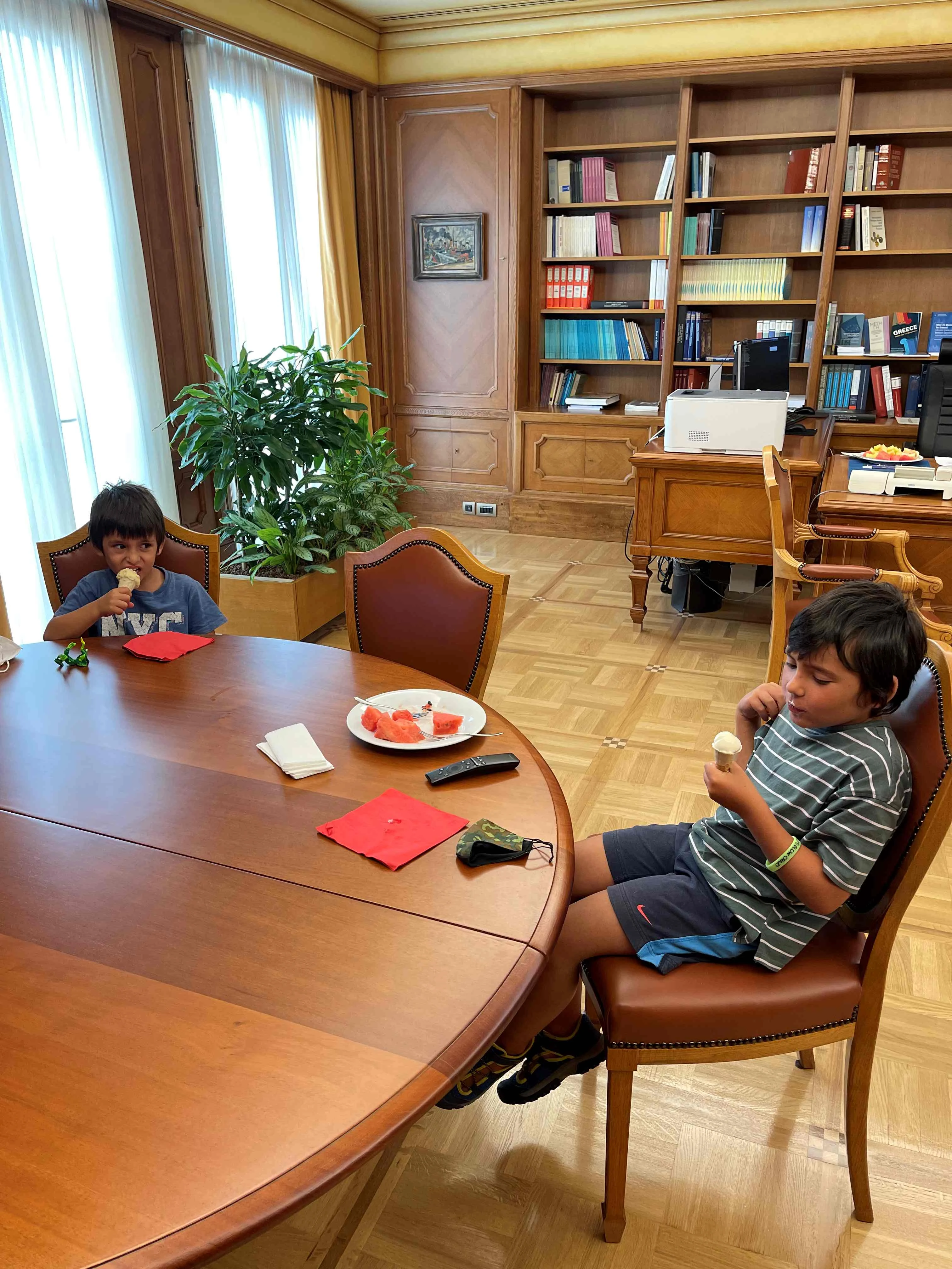 pelagidis-proinos-kafes-ta-paidia-toy.jpg