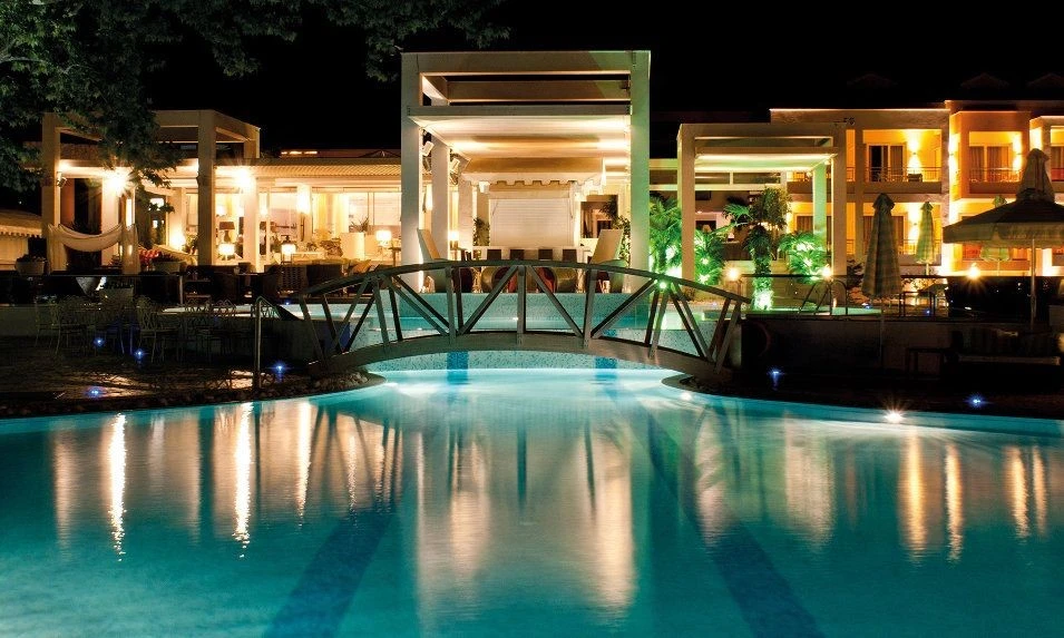 litohoro-olympus-resort-2.jpg