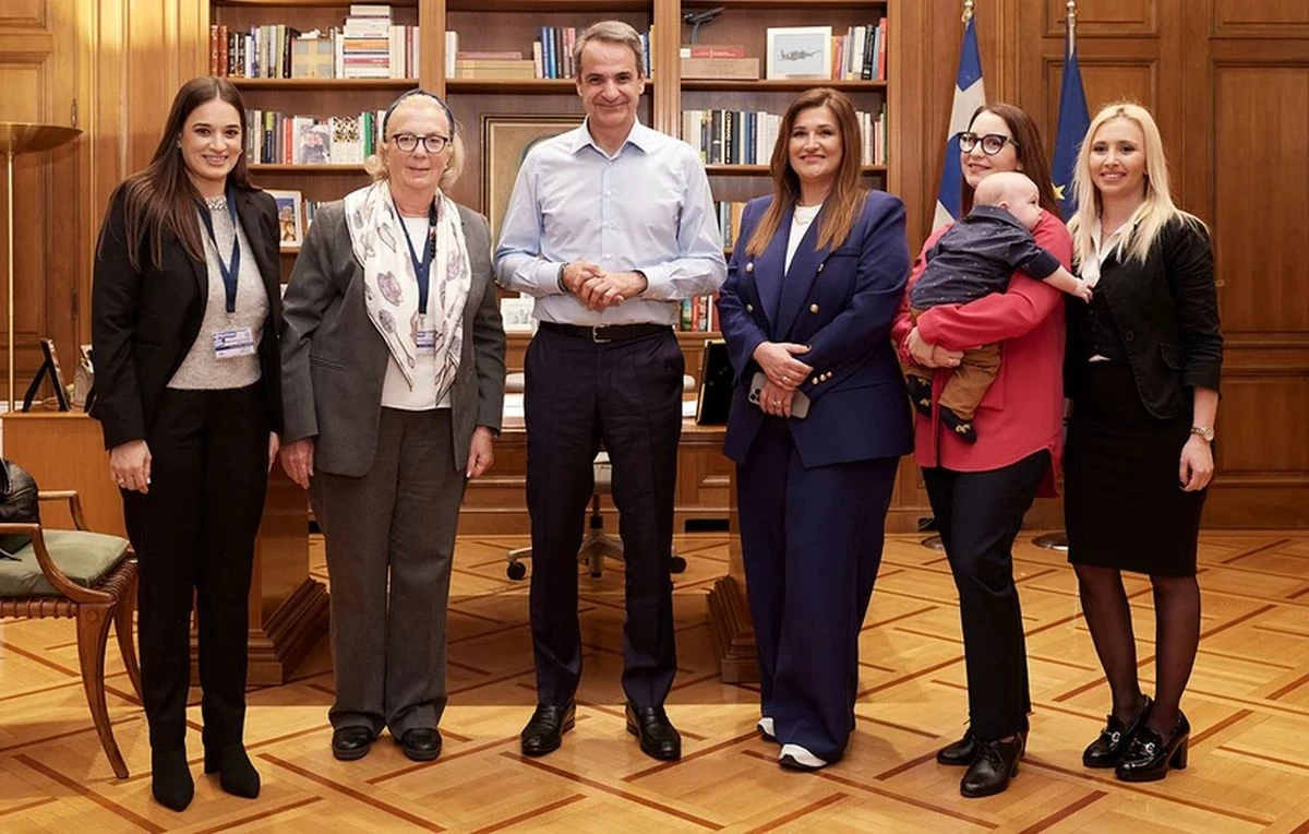 mitsotakis2-1.jpg