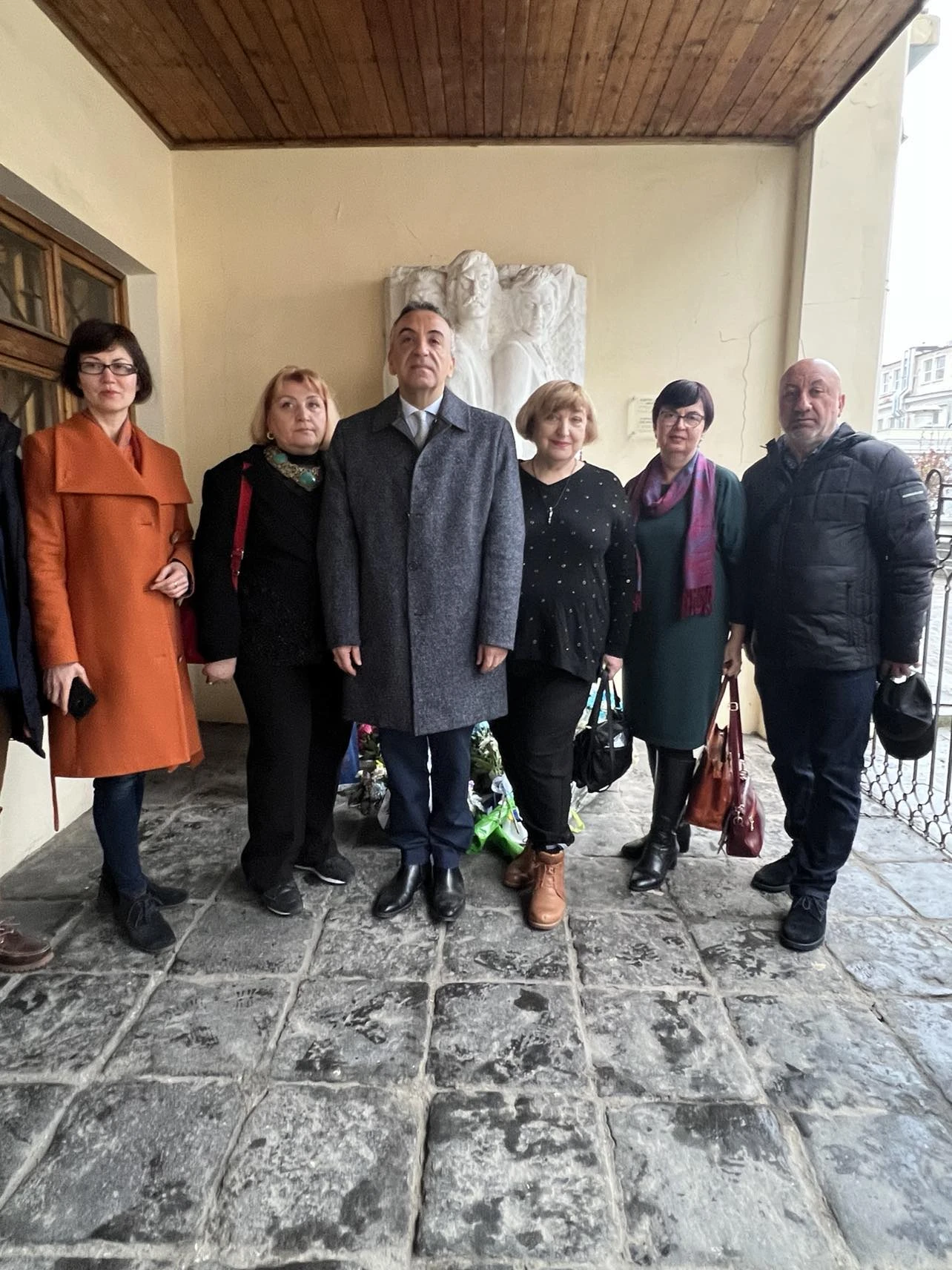 odissosmnimiotonidritontisfilikisetairias.jpg