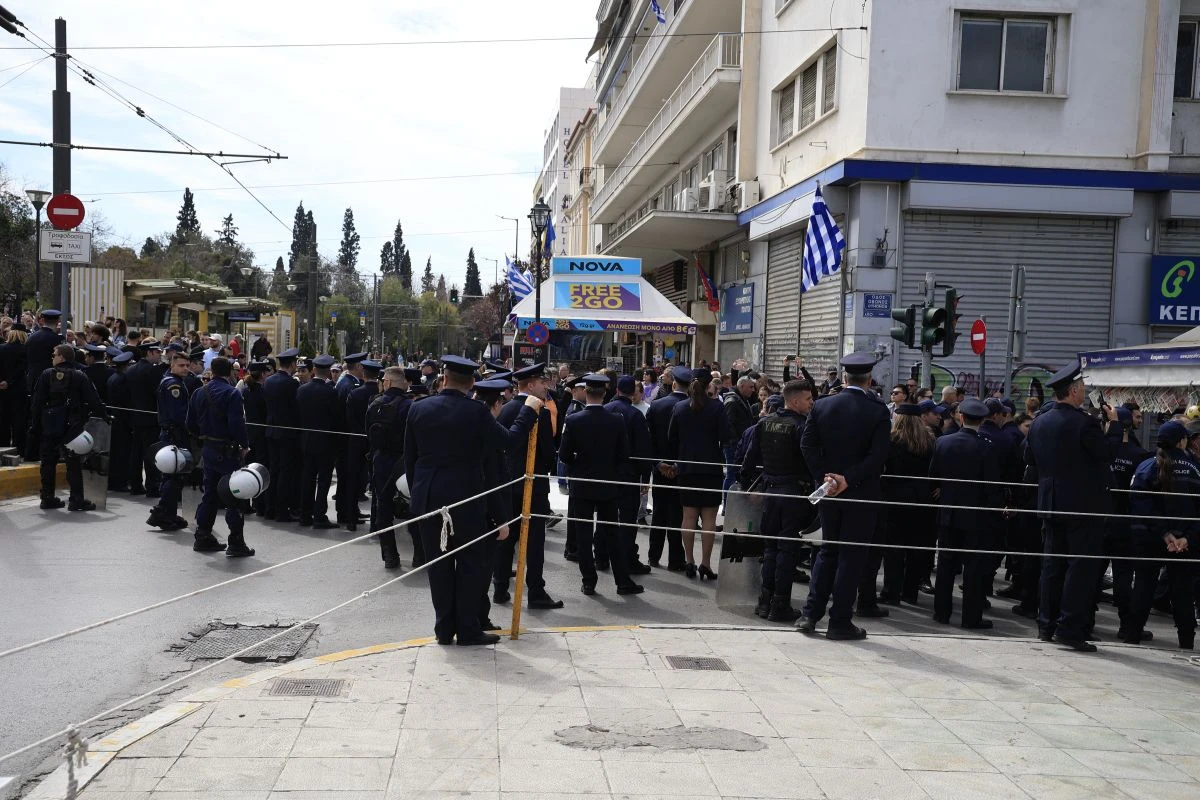 parelasi-athina-25-martiou-2024-mpanta-dimou-athinaion-8.jpg