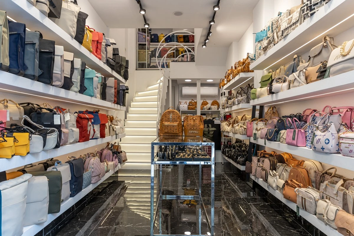 giovanni-bag-store3.jpg