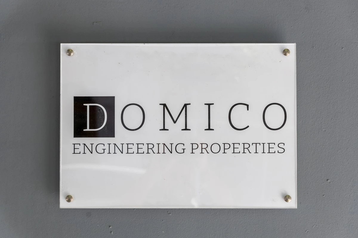 techniko-grafio-domico14.jpg