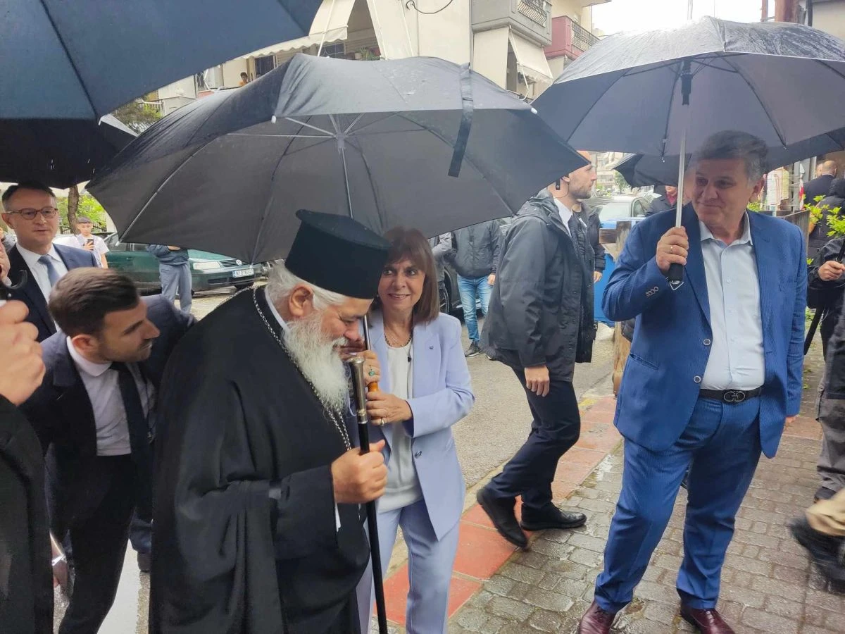 sakellaropoulou-euosmos4.jpg