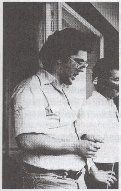 koytsoympas-proinos-kafes-omilia-larko-1981.jpg