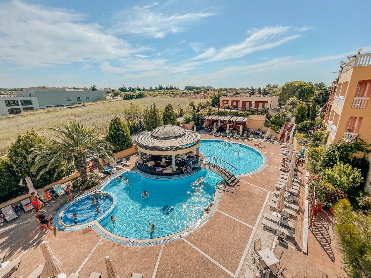 ambassador-hotel13.jpg