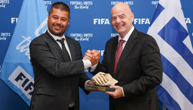 gagatsis-infantino3.png?v=0