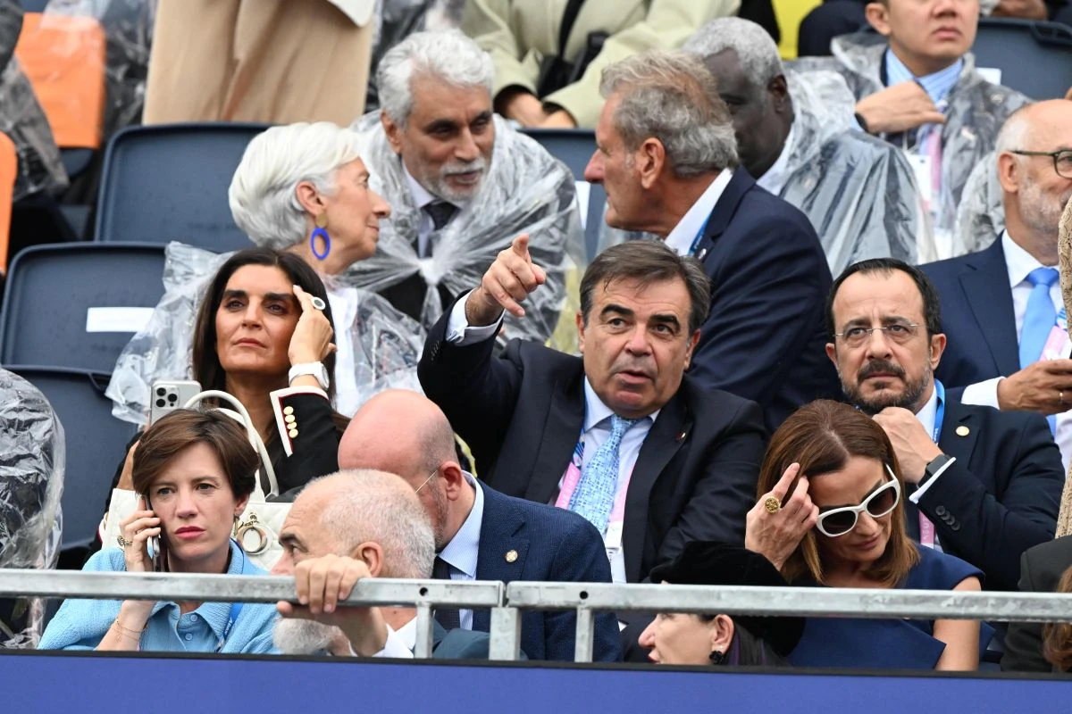 parisi-olympiakoi-agones-teleti-enarxis-igetes-sxoinas-xristodoulidis.jpg