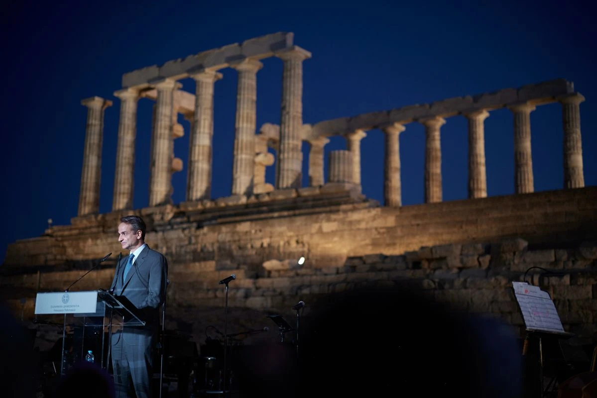 naos-poseidona-neos-fotismos-sounio-2024-0441.jpg