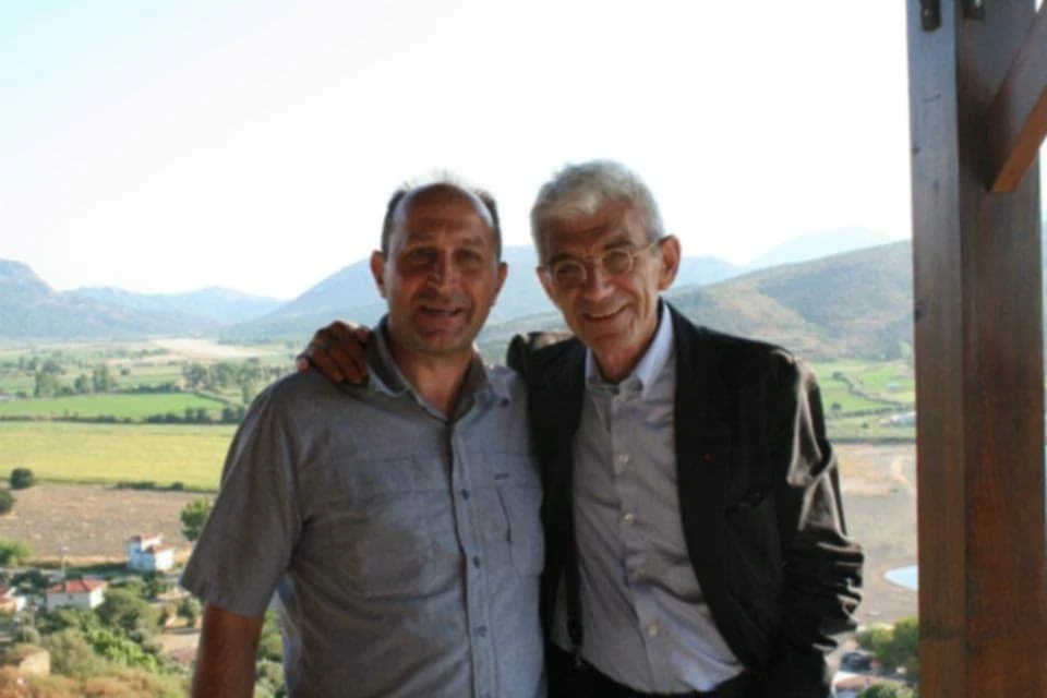 kosmas-mpoutaris.jfif