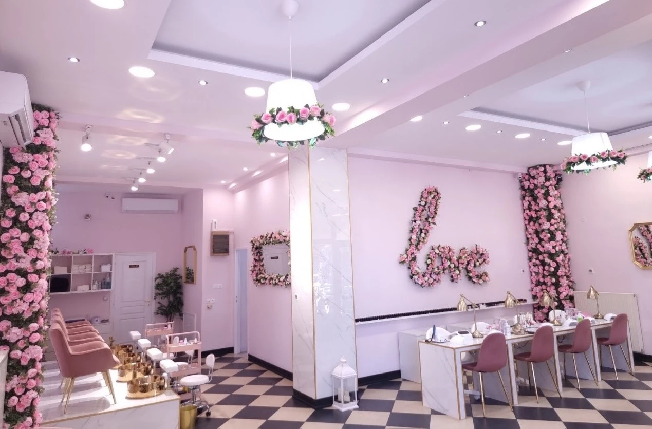 love-nails-1.jpg