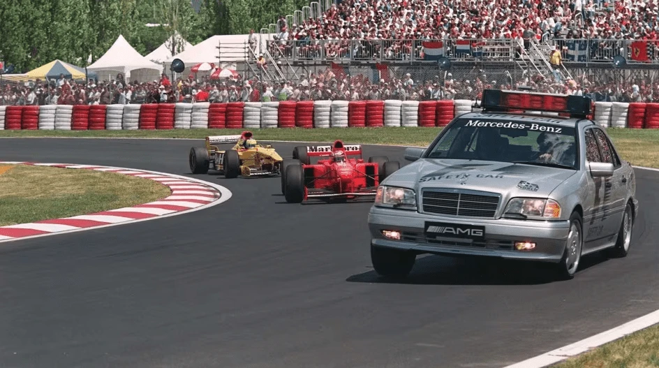 &nbsp;Το αυτοκίνητο ασφαλείας της Mercedes το 1996
