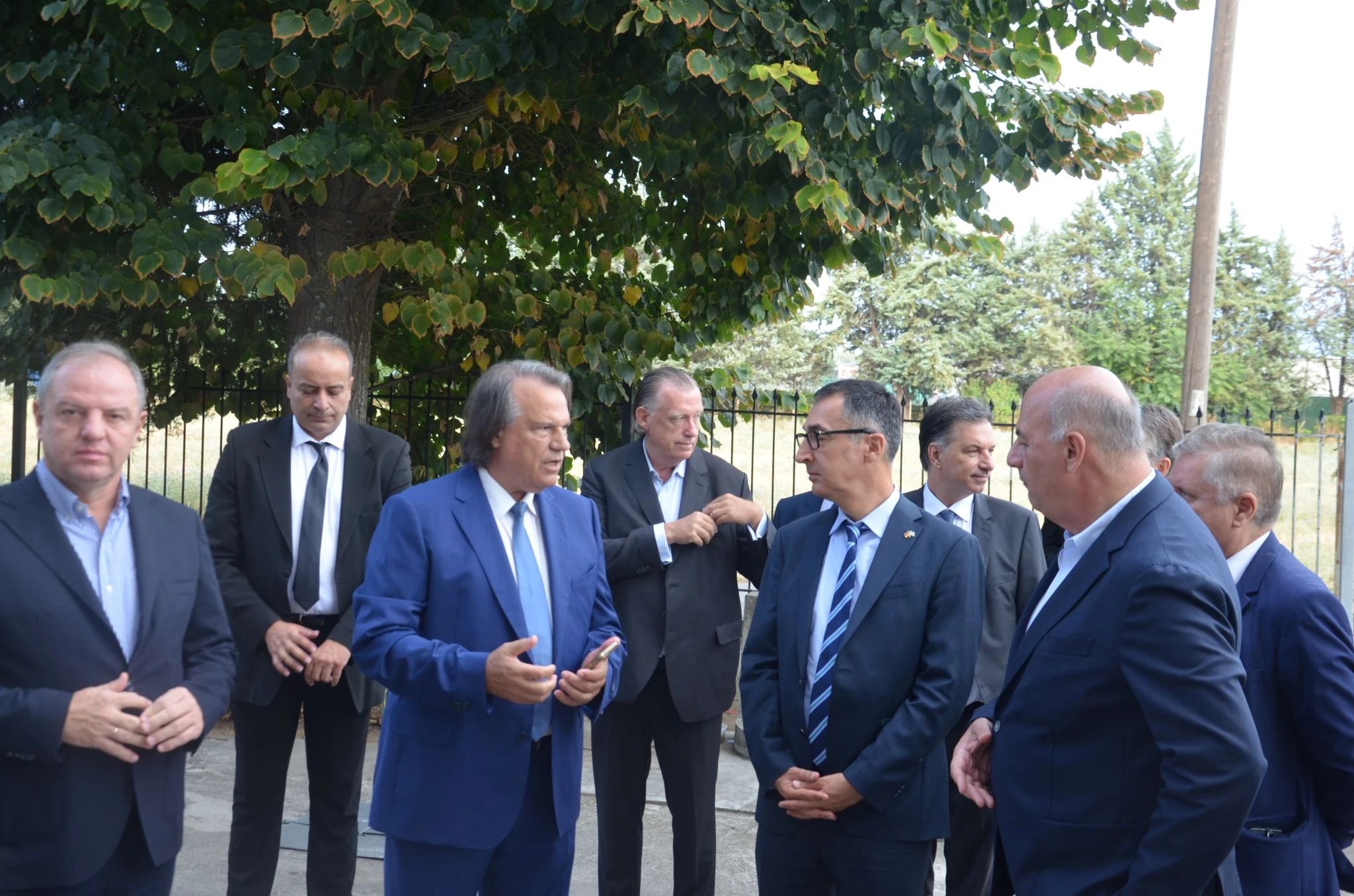 cem-ozdemir-and-kostas-tsiaras-visited-nanotechnology-organic-electronic-ecosystem.jpg