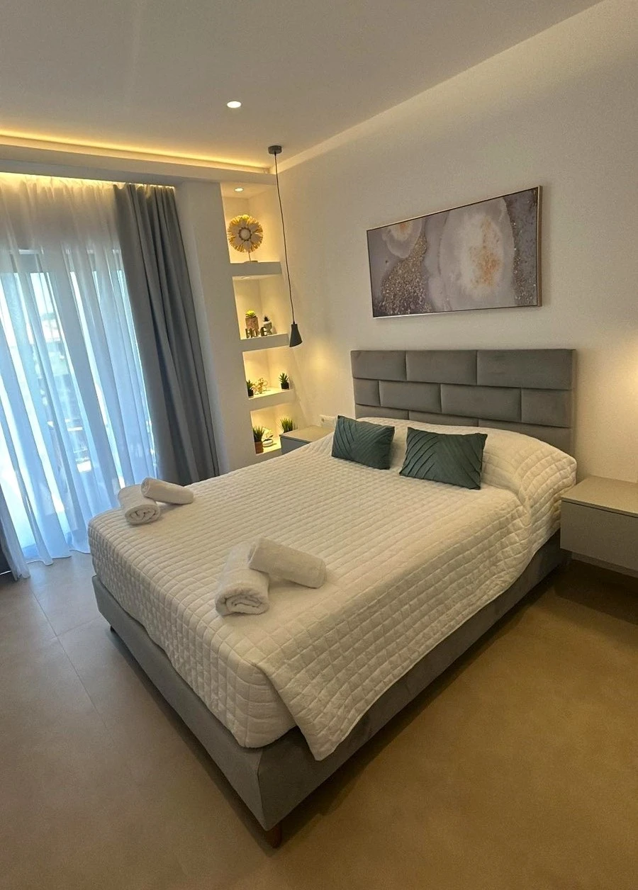 mema-home10.jpg