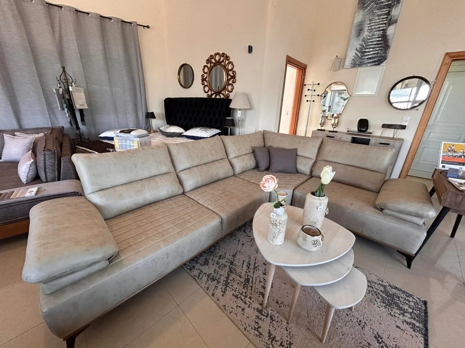 mema-home15.jpg