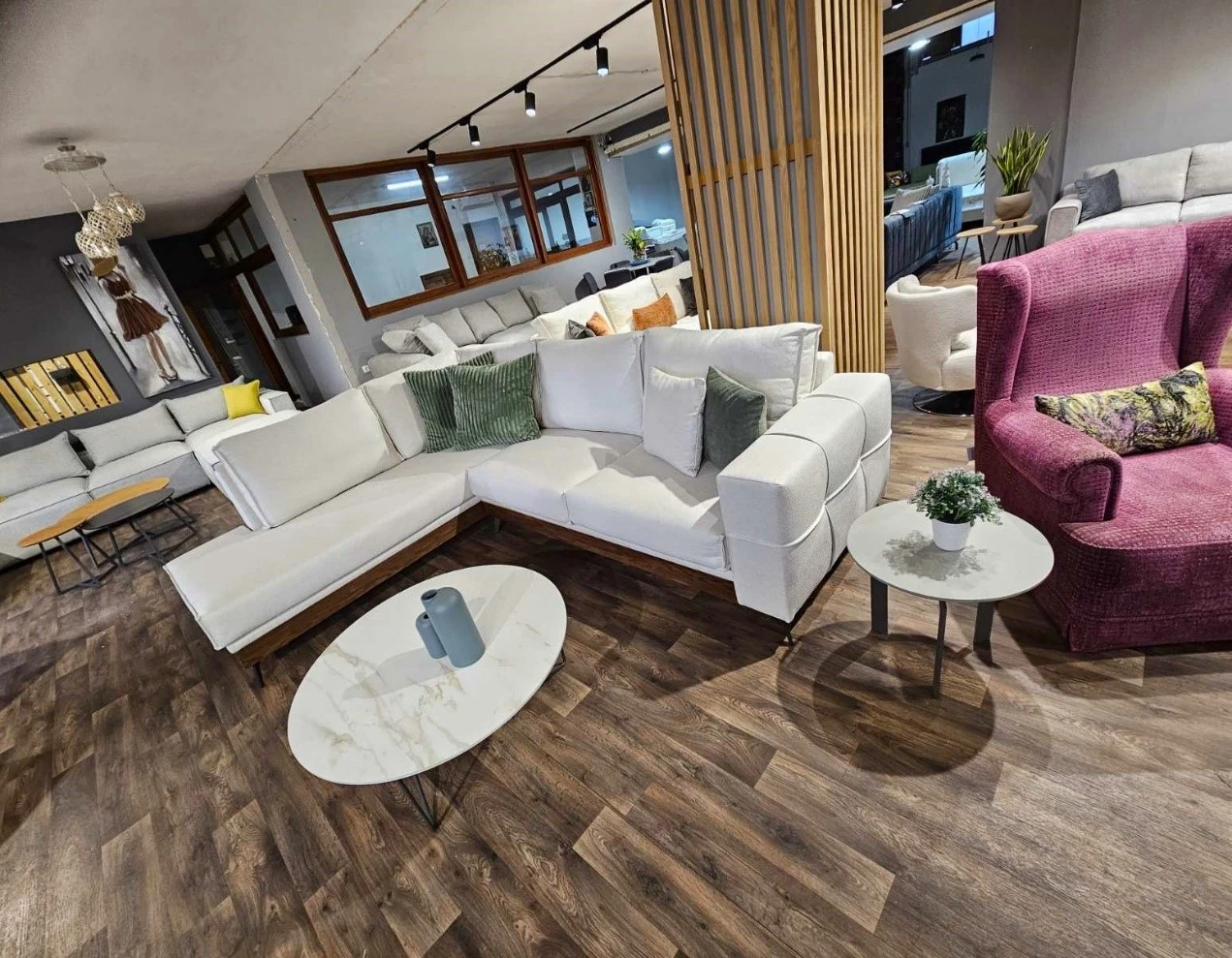 mema-home4.jpg