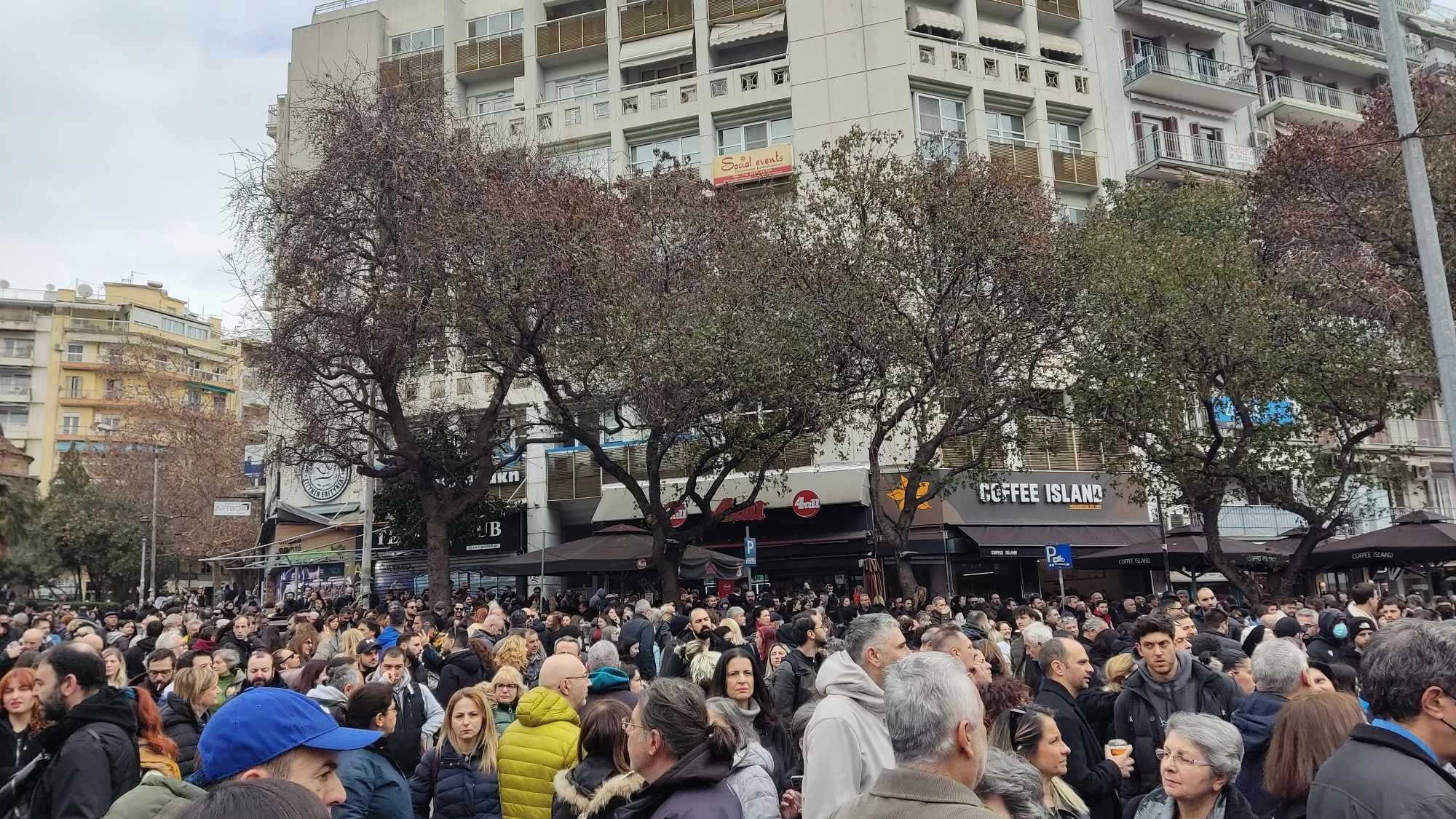 tempi-sygkentrosi-thessaloniki-2.jpg