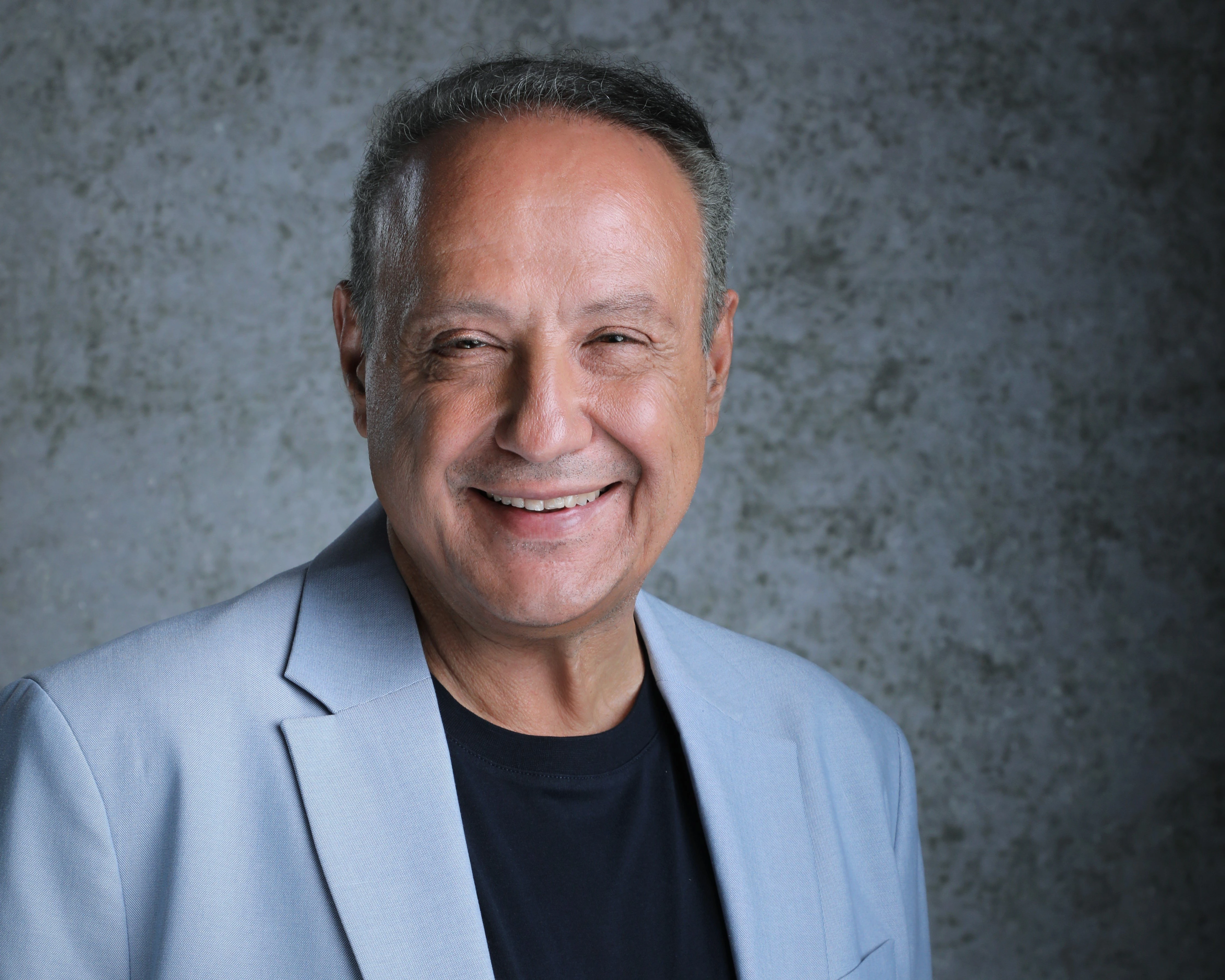 aggeloudis-cM9hf.jpg