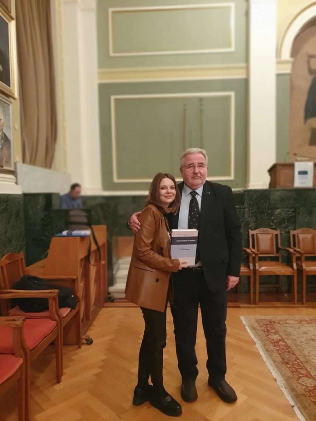Στην παλιά Φιλοσοφική Σχολή του ΑΠΘ με τον δάσκαλό της και ομότιμο καθηγητή Δημήτρη Μαυροσκούφη στην&nbsp;παρουσίαση του συλλογικου τόμου&nbsp; προς τιμήν του με τίτλο «Παραχαράσσοντας το νόμισμα»